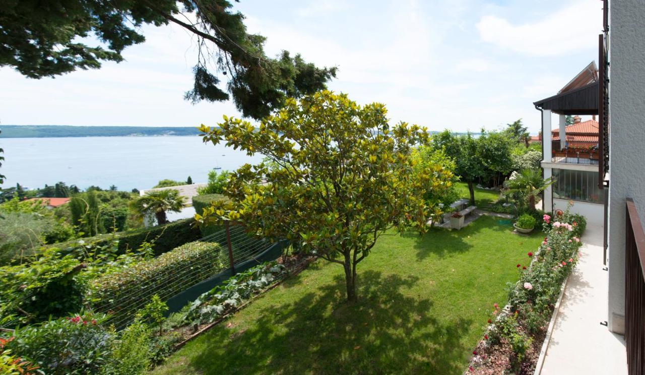 Beautiful Apartment With Picturesque View And Free Parking Порторож Екстериор снимка
