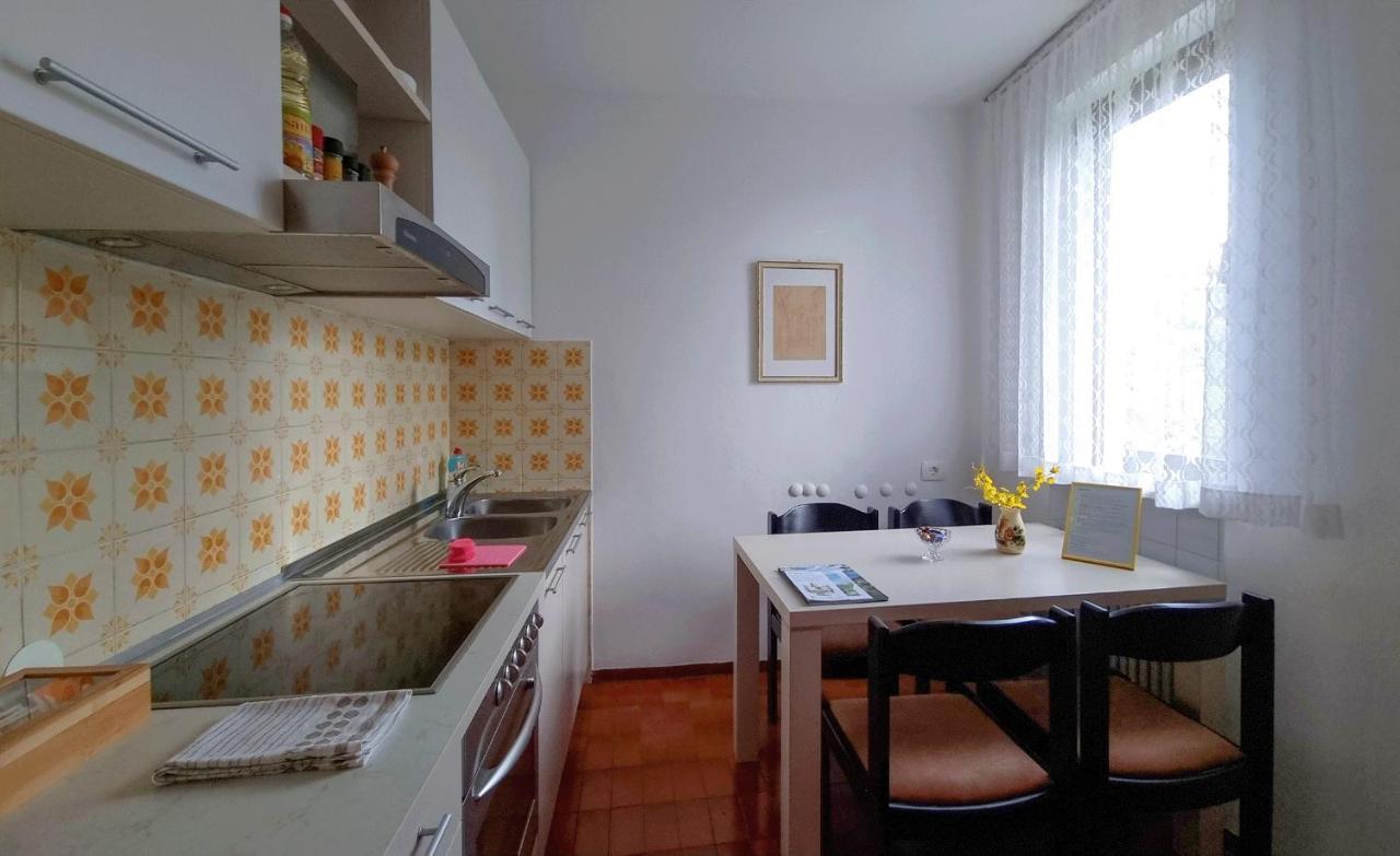 Beautiful Apartment With Picturesque View And Free Parking Порторож Екстериор снимка