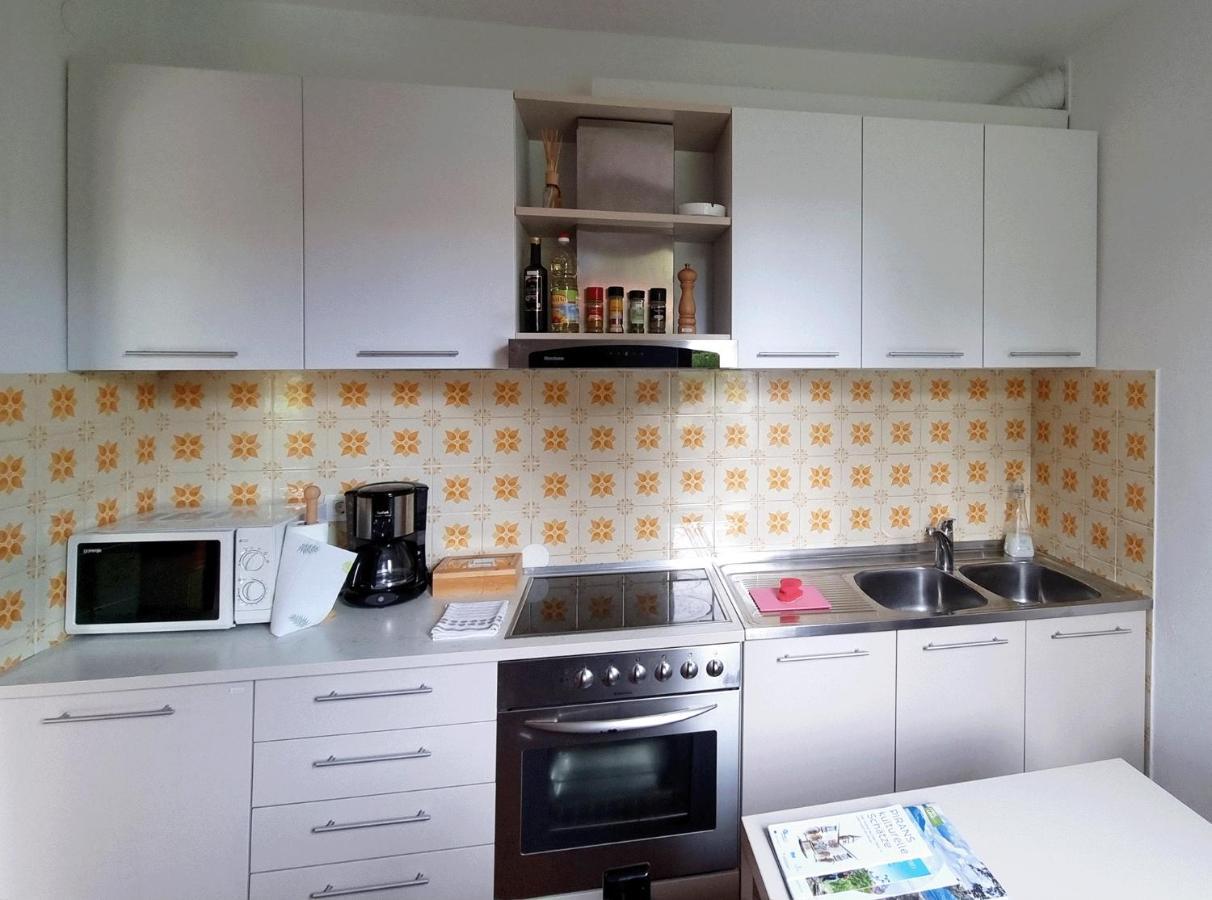 Beautiful Apartment With Picturesque View And Free Parking Порторож Екстериор снимка