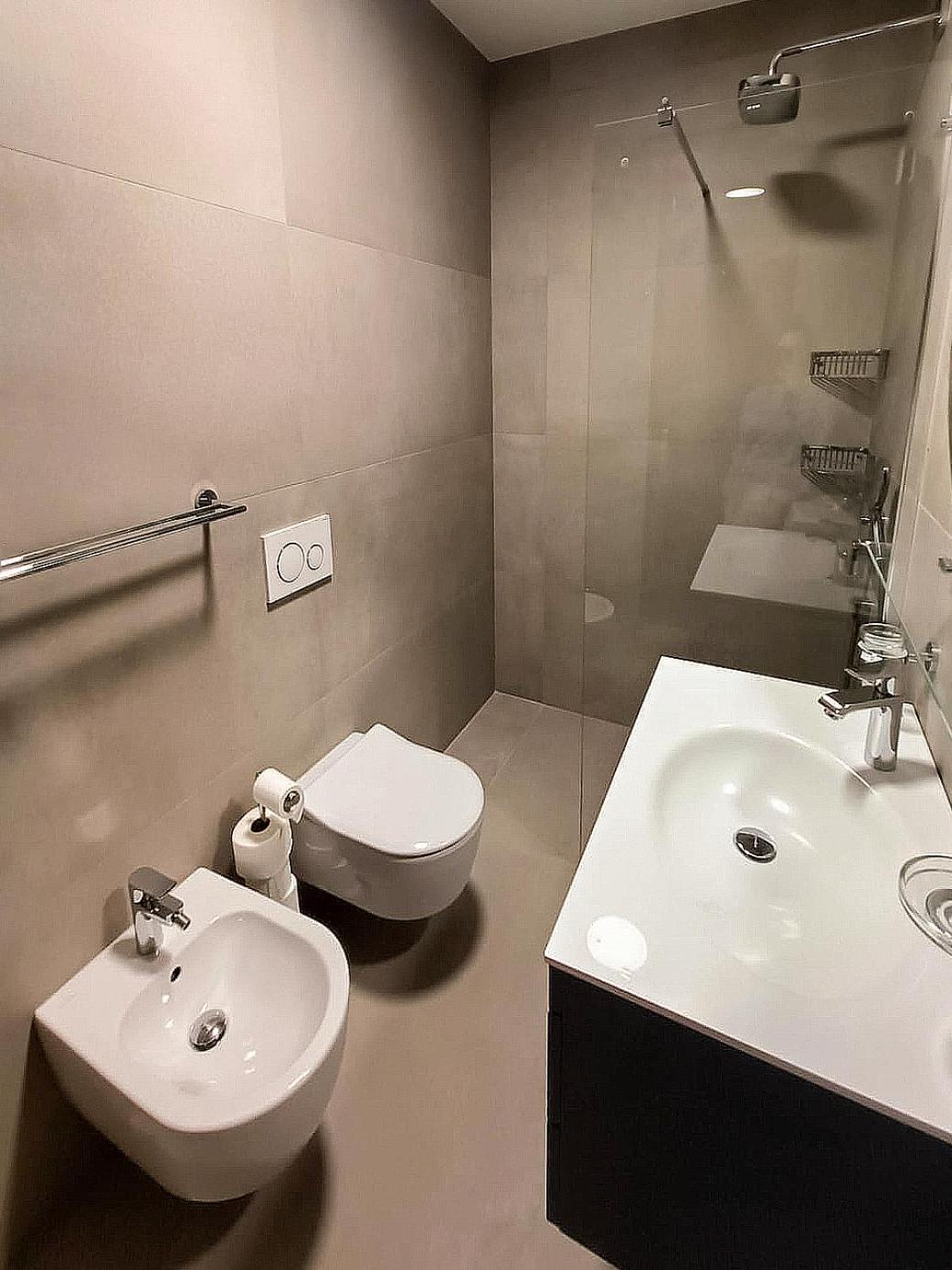 Beautiful Apartment With Picturesque View And Free Parking Порторож Екстериор снимка